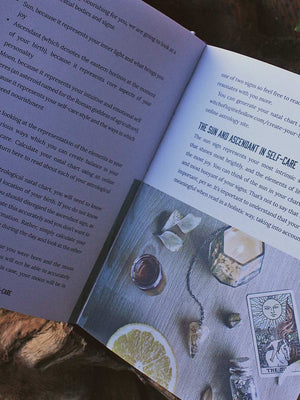 The Modern Witch's Guide to Magickal Self-Care - 36 Sustainable Rituals for Nourishing Your Mind, Body, and Intuition