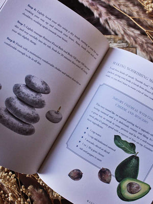 The Moon Apothecary - Rituals and recipes for the lunar phases