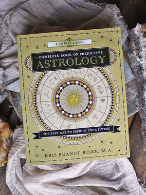 Llewellyn's Complete Book of Predictive Astrology