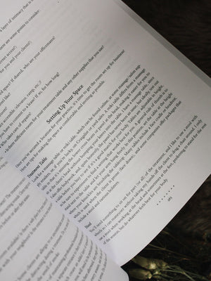 Llewellyn's Complete Book of Reiki