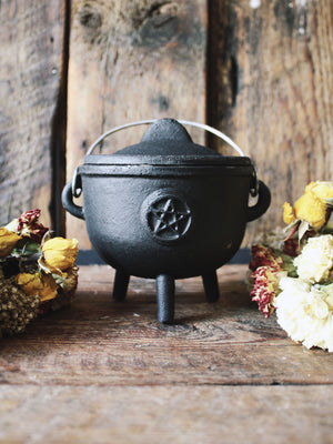 Cast Iron Ritual Cauldrons - Pentacle