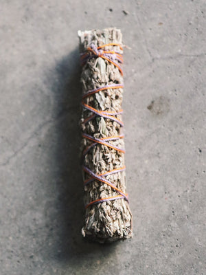 Small 4" Mugwort Cleansing Bundle