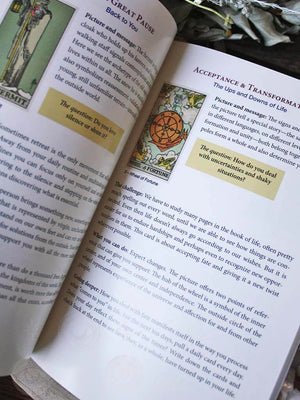 Tarot The Way of Mindfulness - Use the Cards to Find Peace + Balance