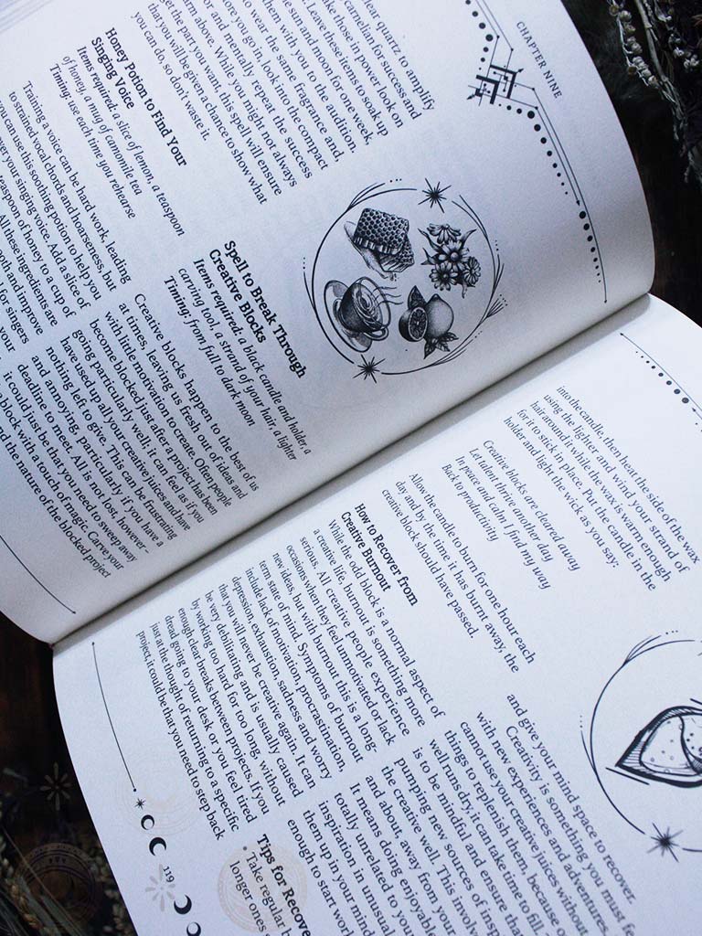 The Book of Spells - A Magical Treasury of Spells, Rituals and Blessings
