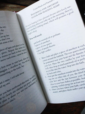 The Little Book of Crystal Magic - Harnessing the Sacred Power of Crystals