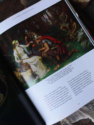 The Occult Witchcraft + Magic - An Illustrated History