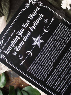 The Witch's Book of Spellcraft - Practical Guide