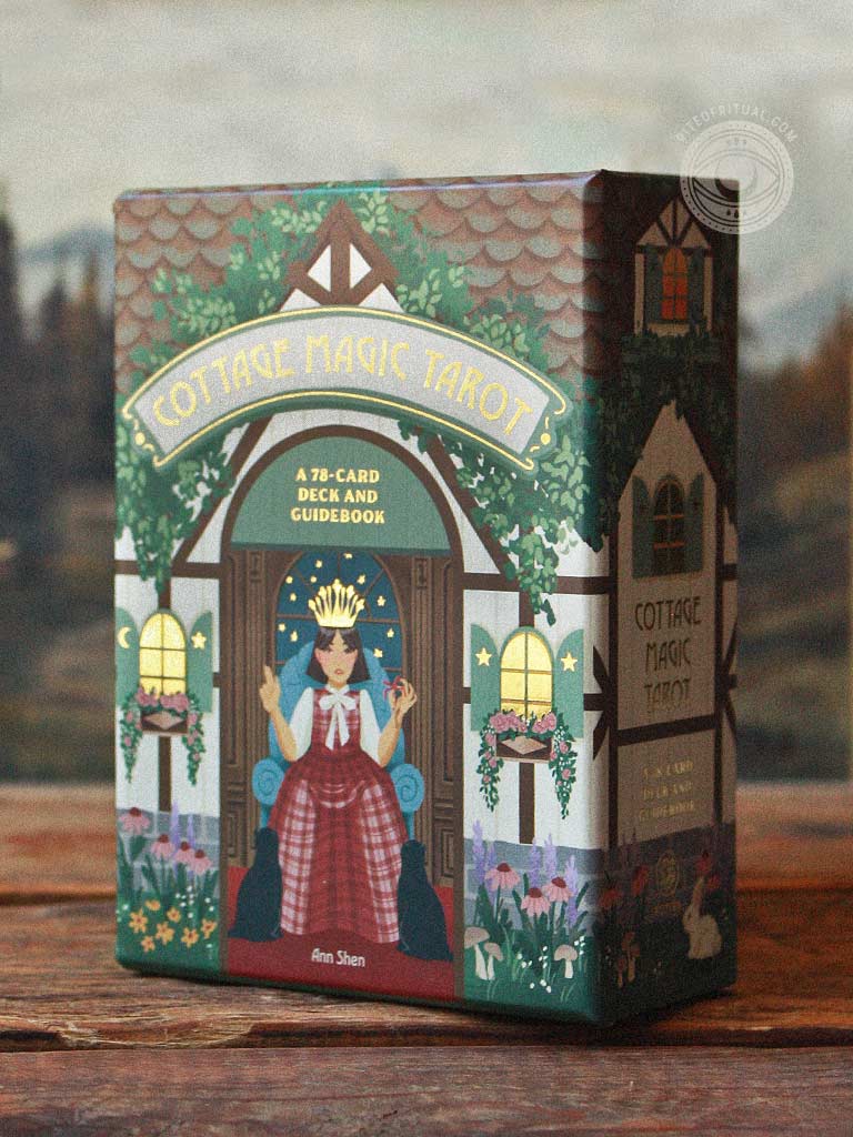 Cottage Magic Tarot - A 78-Card Deck and Guidebook