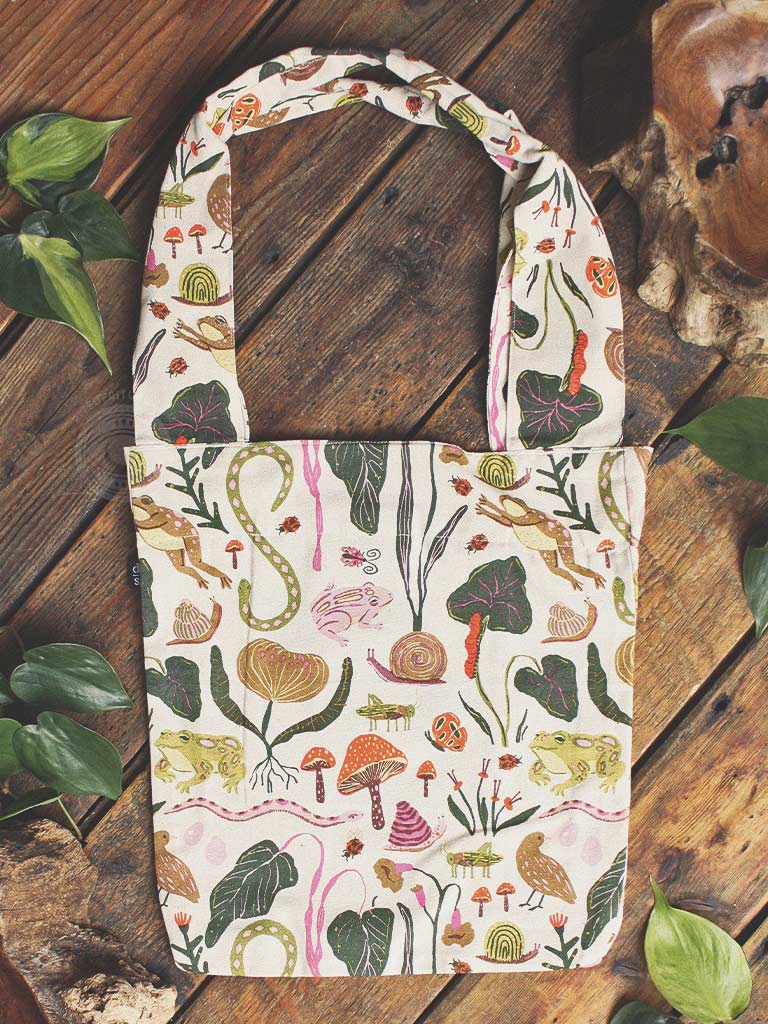 Gardenland Tote Bag