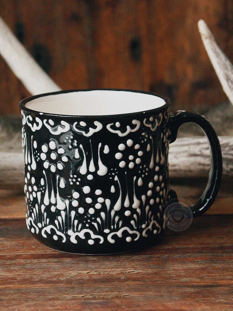 Hand-painted Turkish Mug - Evani Black