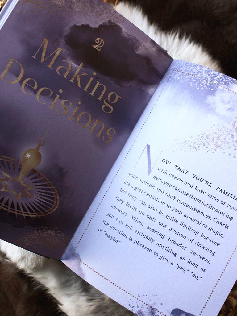 Pendulum Magic - An Enchanting Divination Book of Discovery and Magic