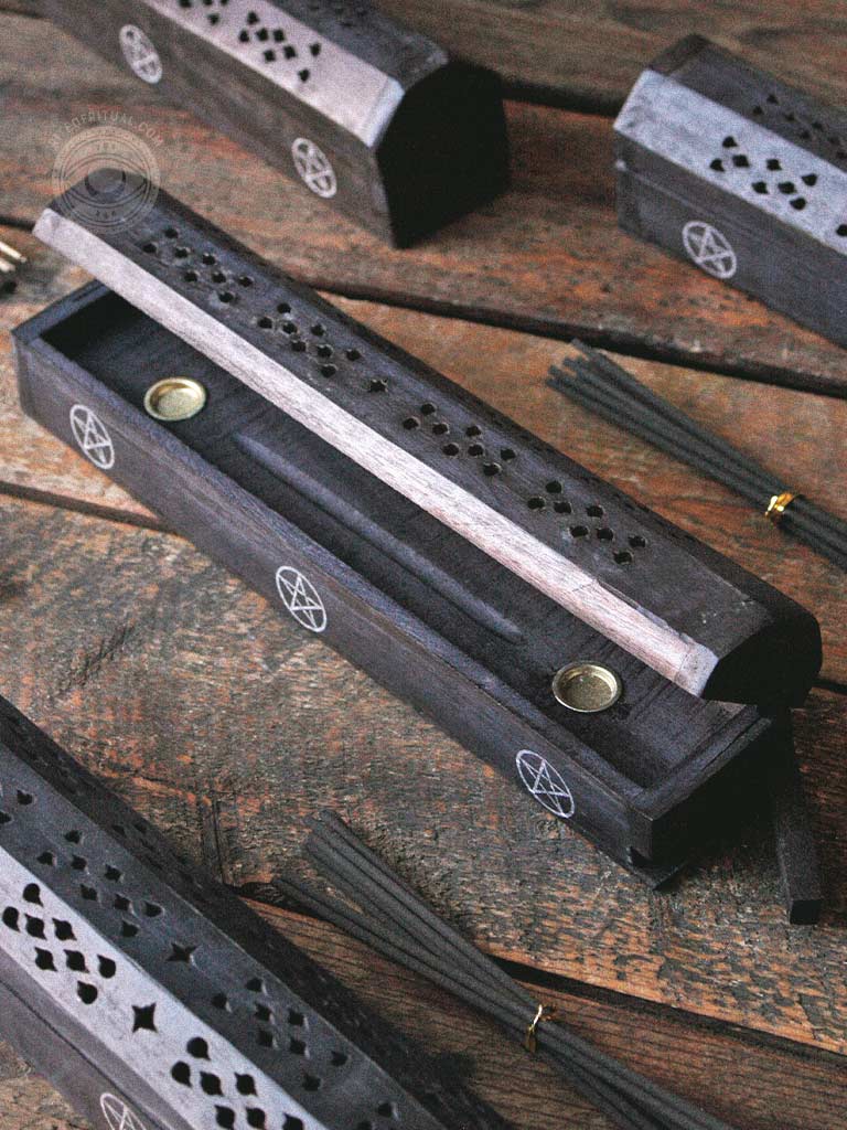 Pentagram Wooden Black Pepper Incense Box Set