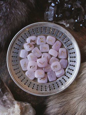 Rose Quartz Rune Set