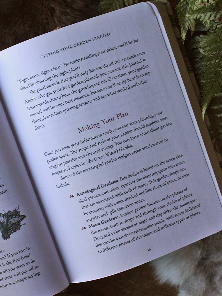 The Green Witch's Garden Journal - From Herbs and Flowers to Mushrooms and Vegetables, Your Planner and Logbook for a Magical Garden