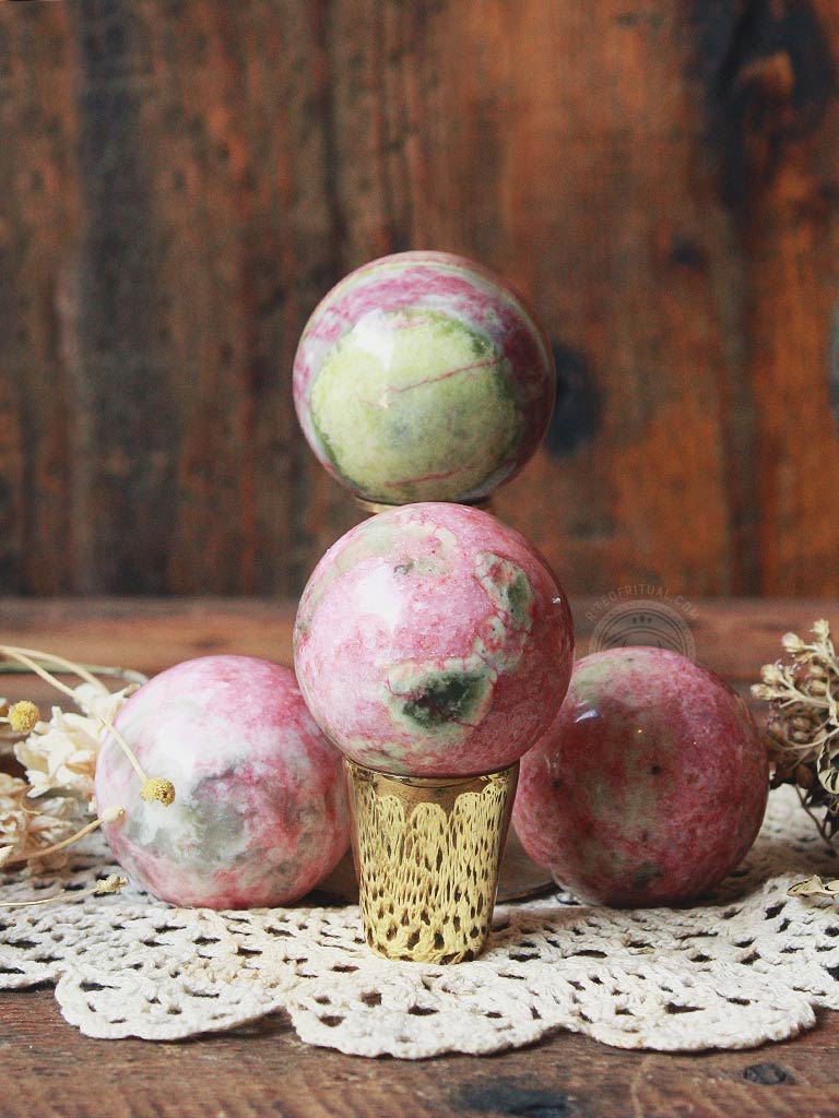 Thulite Spheres