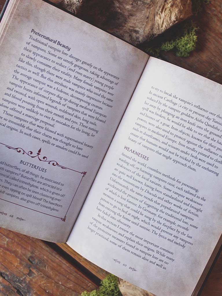 Vampires - A Handbook of History & Lore of the Undead