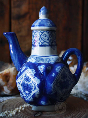 Vintage Ceramic Blue + White Tea Pot - V300