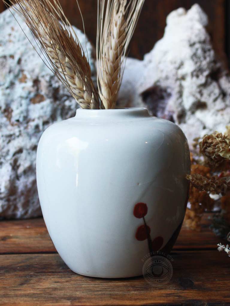 Vintage Vase - V190