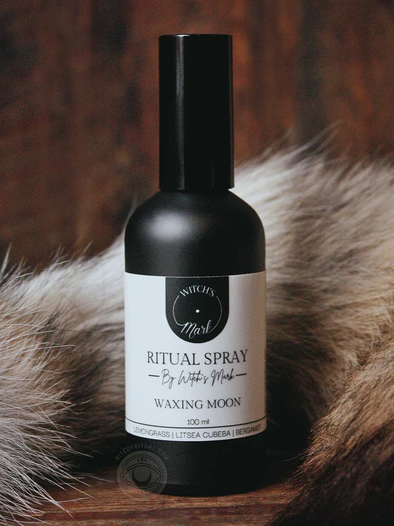 Witch's Mark Waxing Moon Ritual Spray