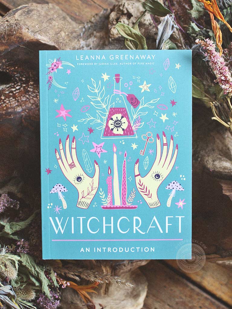 Witchcraft - Your Plain & Simple Guide