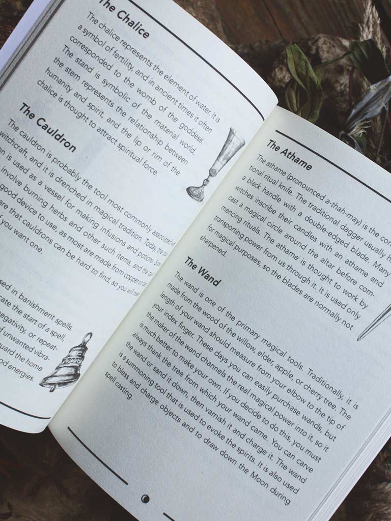 Witchcraft - Your Plain & Simple Guide