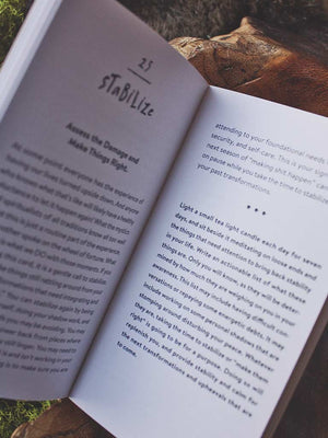 Witchcraft Therapy Oracle Deck - Intuitive Messages for Mental Health Magic