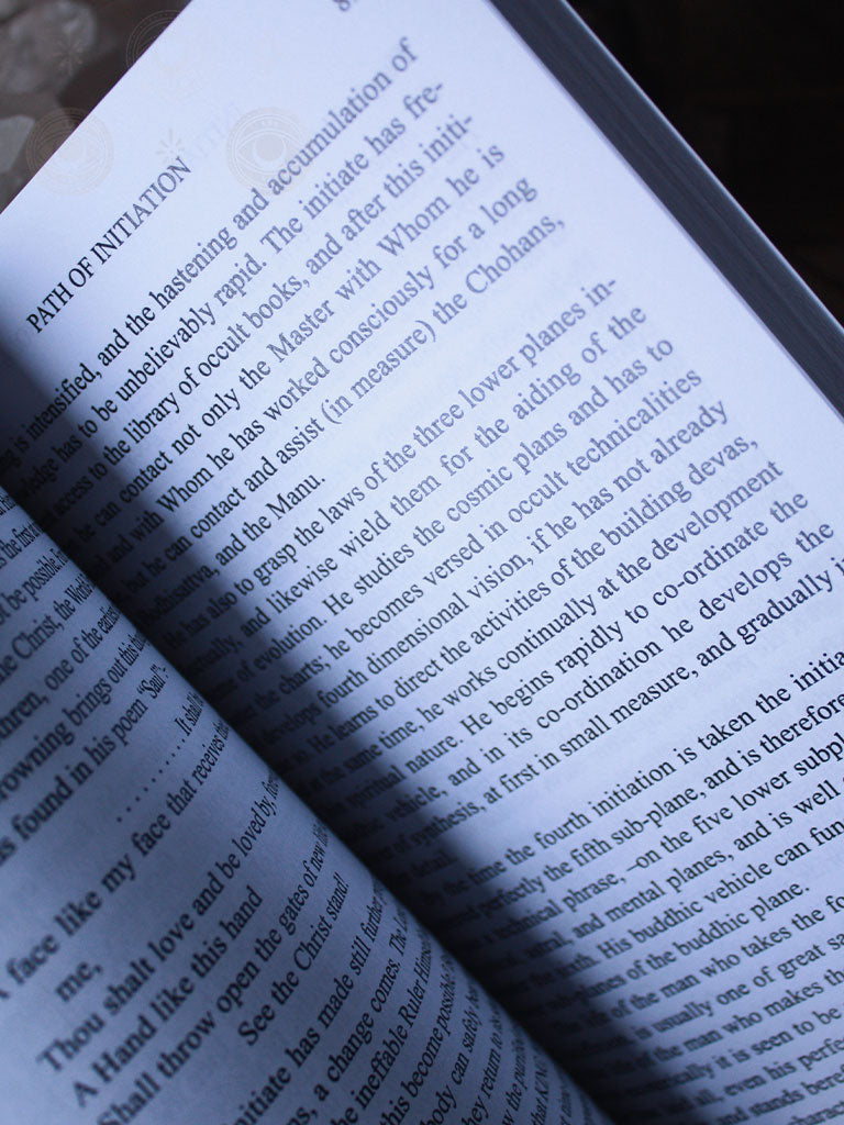 Alice Bailey - Initiation Human and Solar