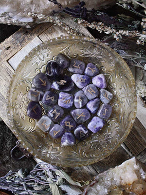 Amethyst Rune Set