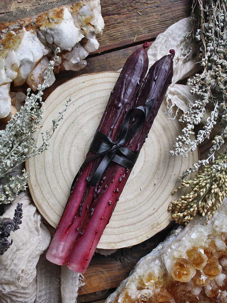 Beeswax + Cinnamon Passion Bleeding Taper Candles