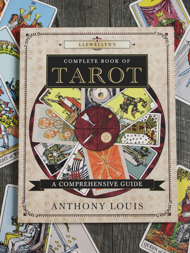 Llewellyn's Complete Book of Tarot