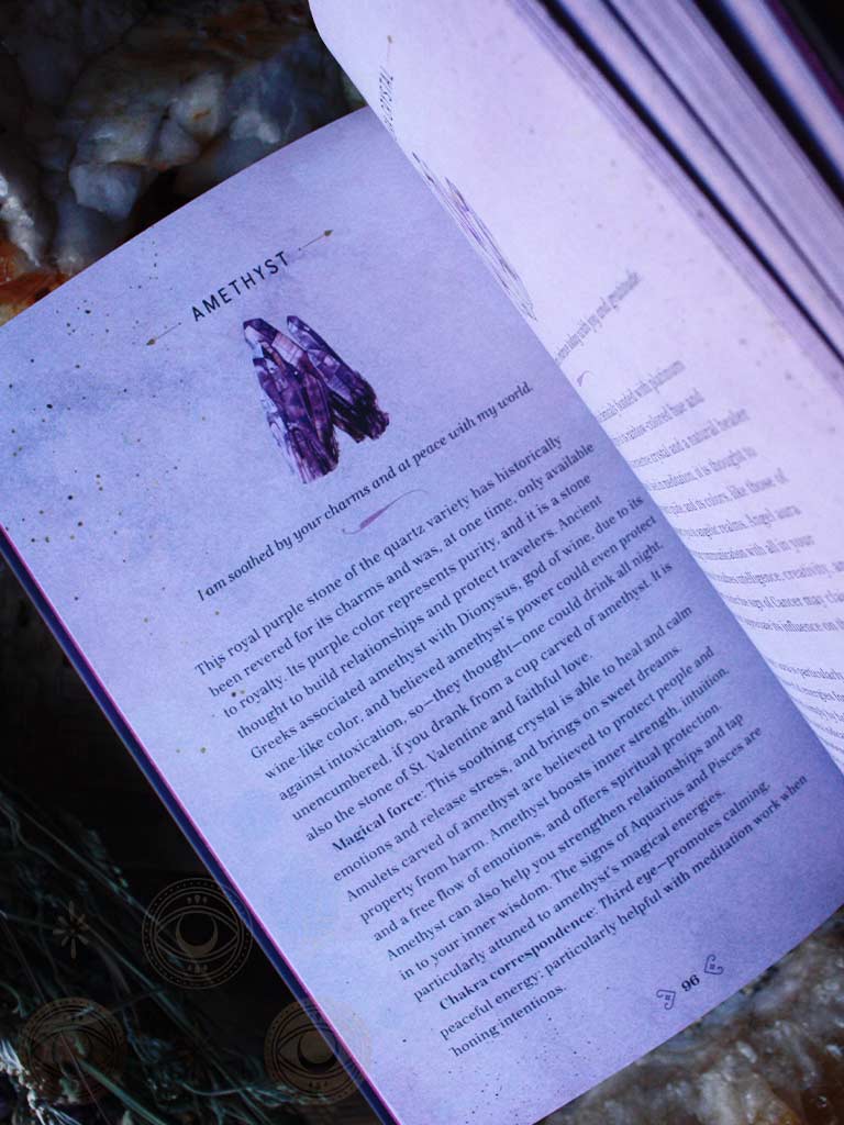 Crystal Magic - A Practical Handbook on the Power of Sacred Stones