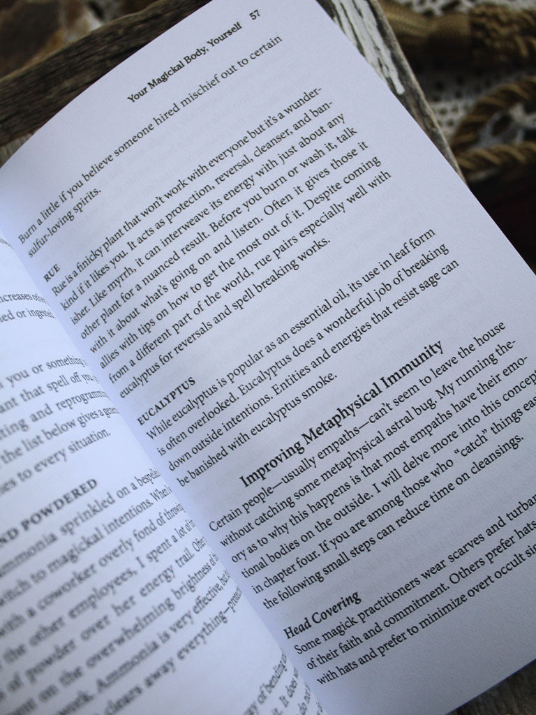 Hex Twisting - Counter Magick Spells for the Irritated Witch