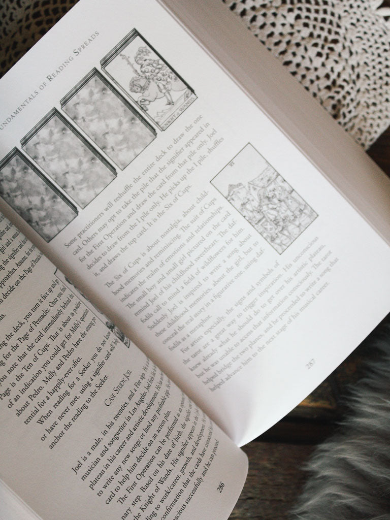 Holistic Tarot