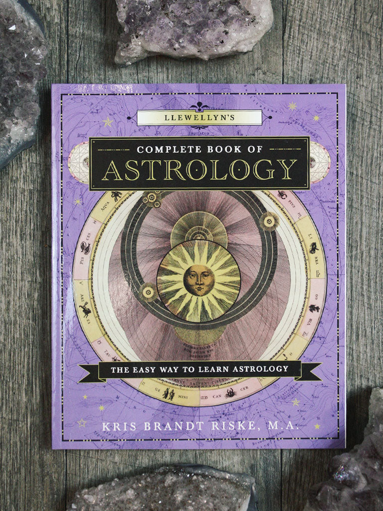 Llewellyn's Complete Book of Astrology