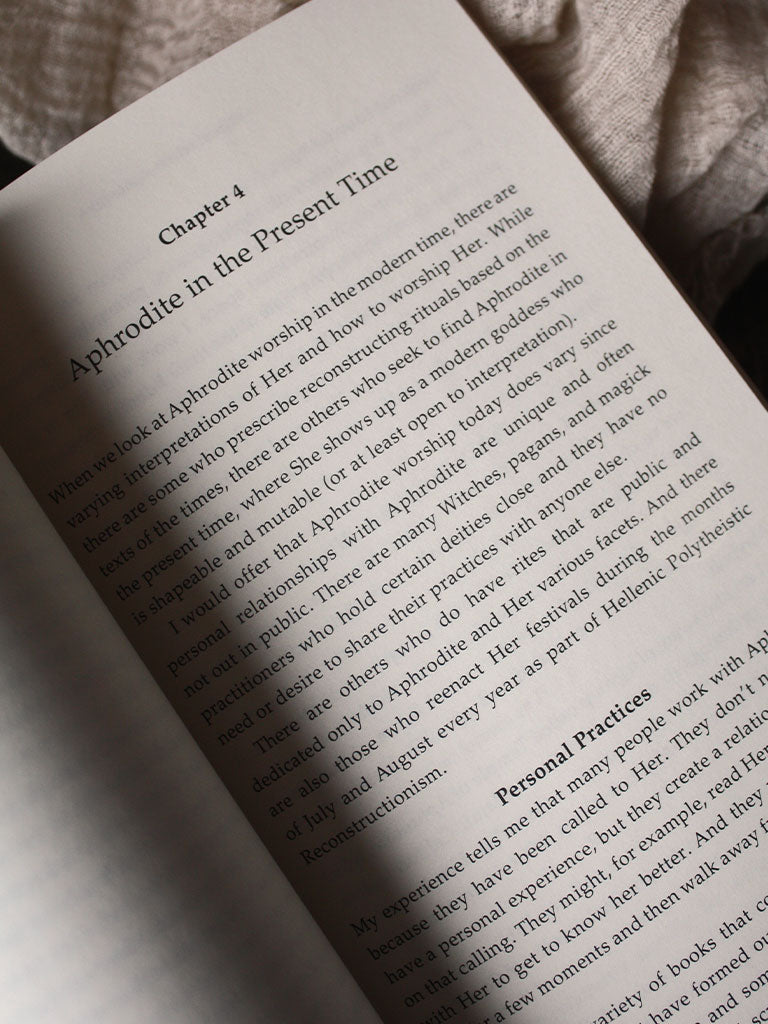 Pagan Portals - Aphrodite