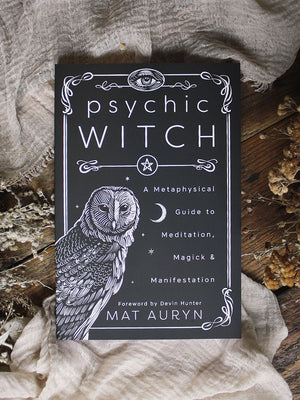 Psychic Witch - A Metaphysical Guide to Meditation, Magick, and Manifestation