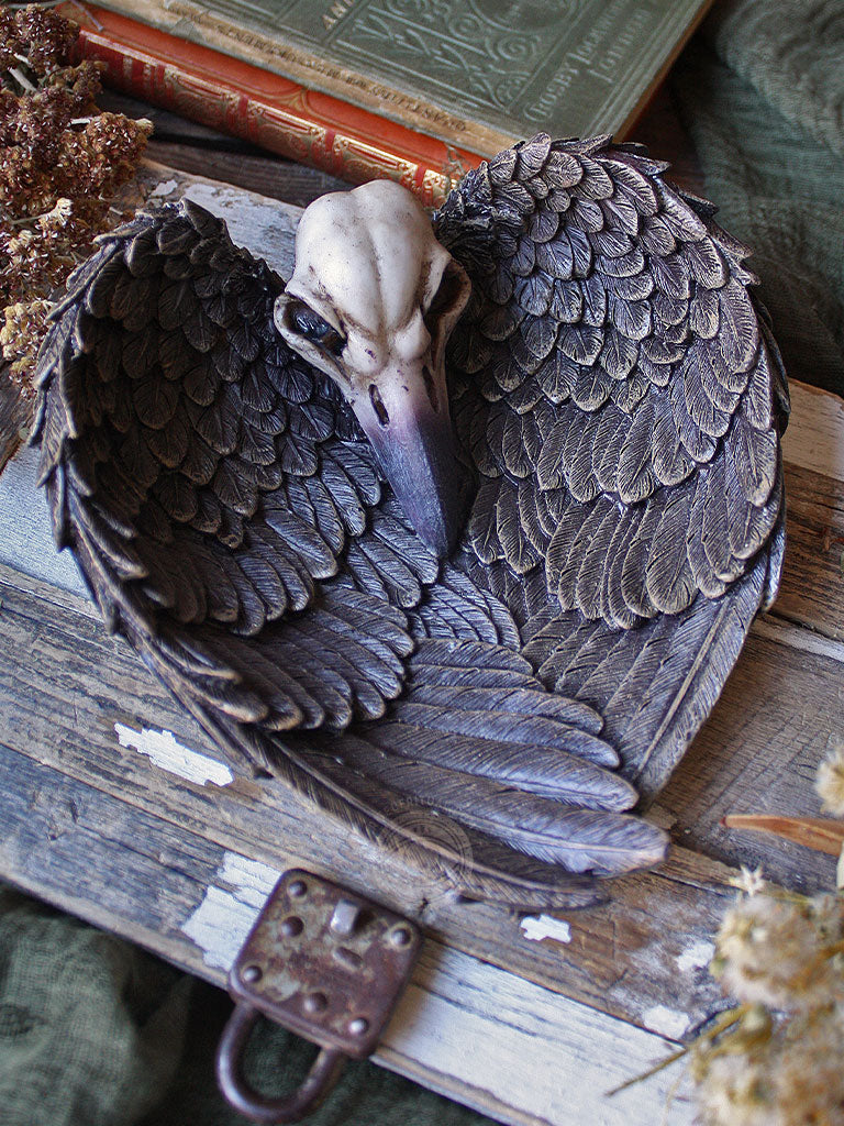 Raven Skull Ritual Dish