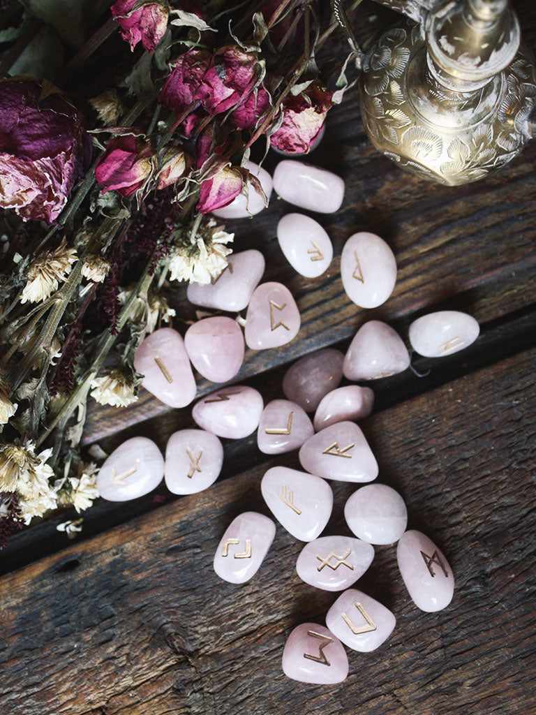 Rose Quartz Rune Set