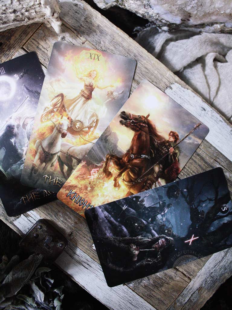 Runic Tarot Kit