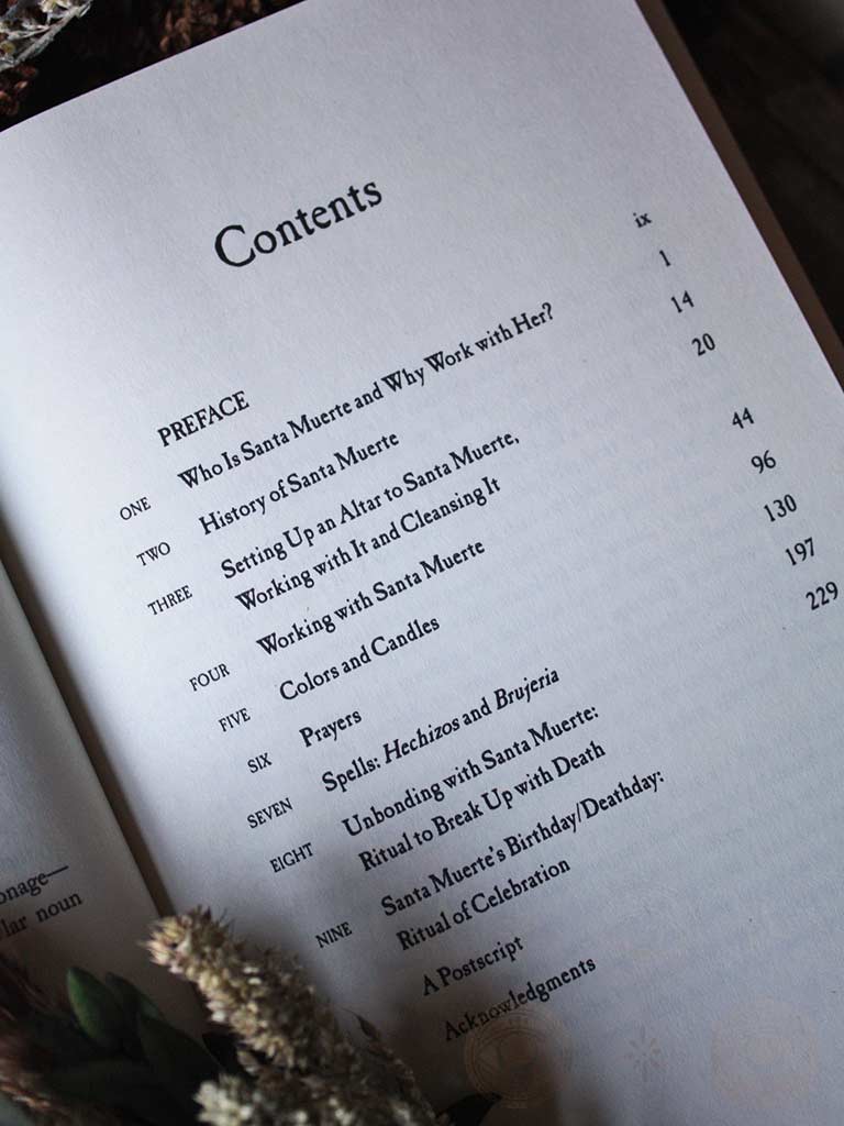 Secrets of Santa Muerte - A Guide to the Prayers, Spells, Rituals, and Hexes