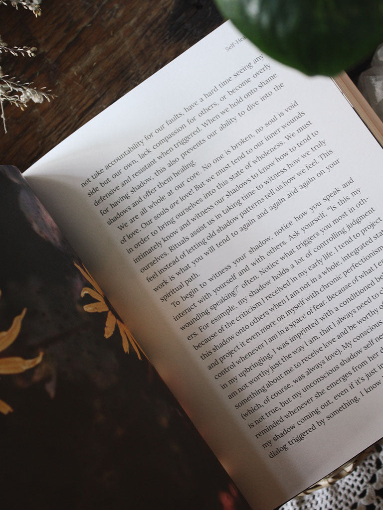 Tending to the Sacred - Rituals to Connect with Earth, Spirit, and Self