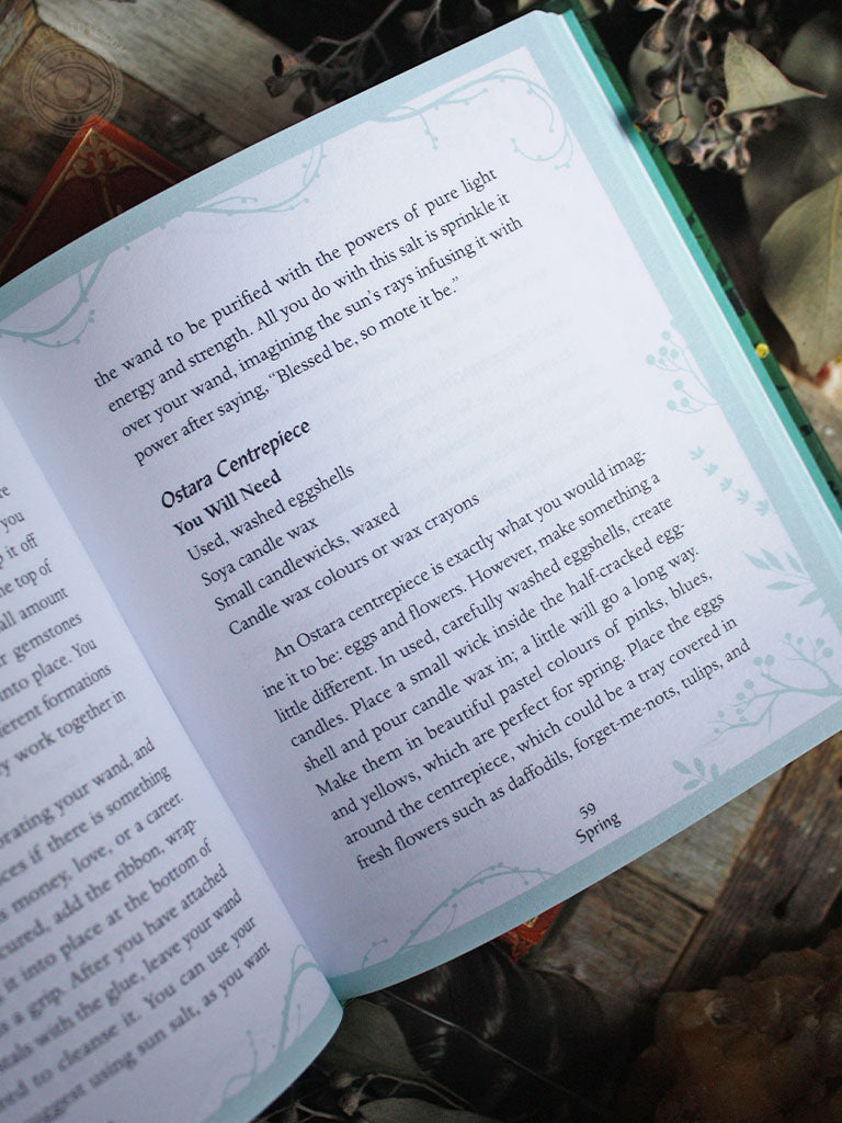 The Hedgewitch's Little Book of Seasonal Magic
