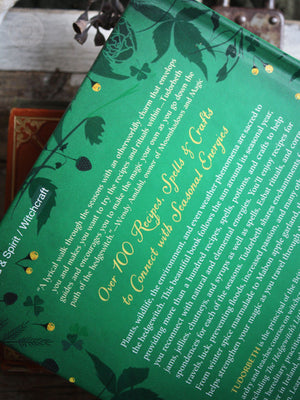 The Hedgewitch's Little Book of Seasonal Magic