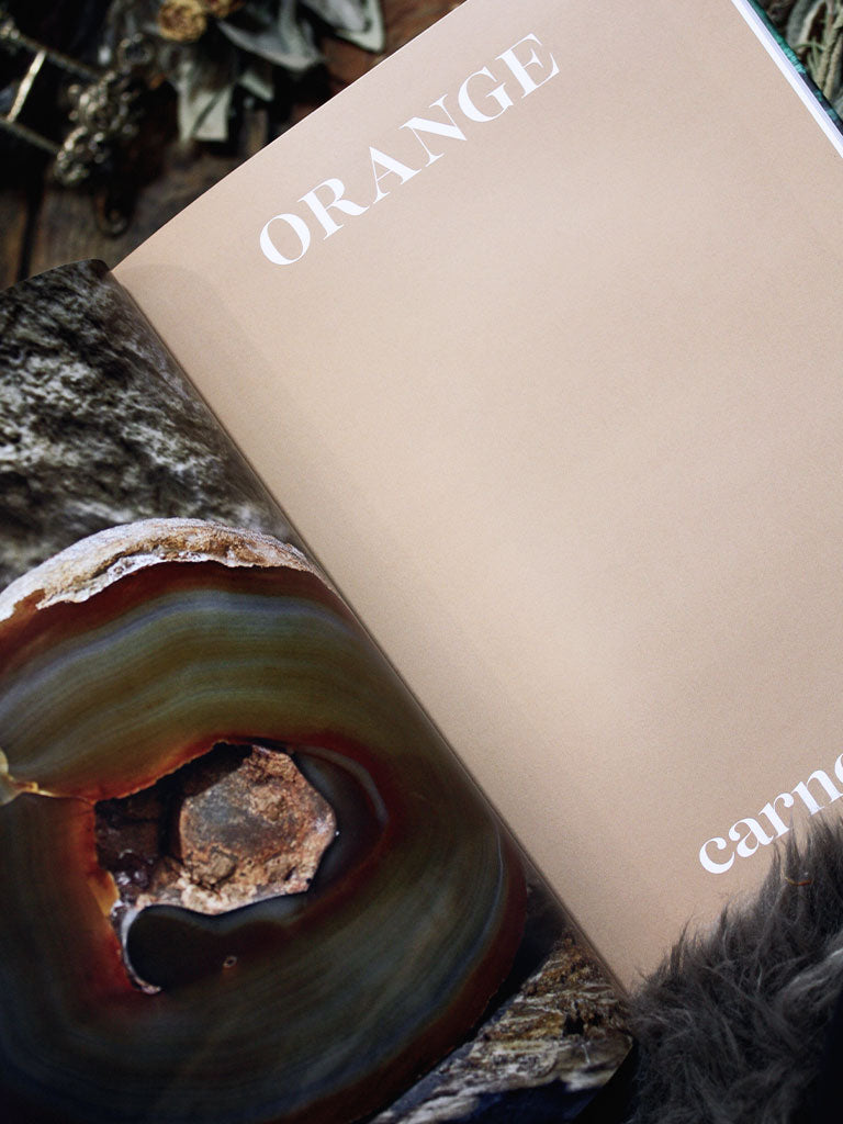 The New Stone Age - Ideas and Inspiration for Living with Crystals