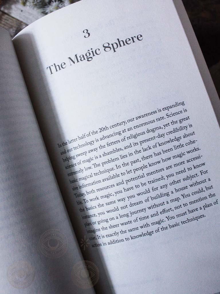 The Power of Candle Magic - Spells and Rituals for an Abundant Life