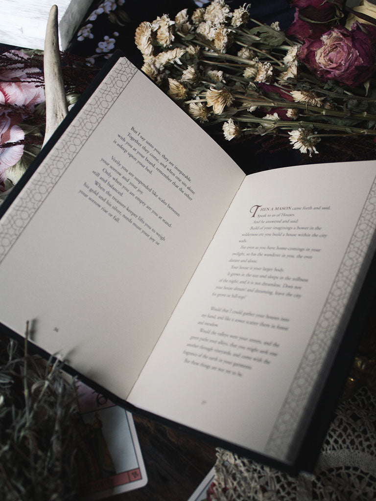 The Prophet - Deluxe Illustrated Edition