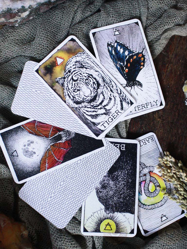 The Wild Unknown Pocket Animal Spirit Deck - Rite of Ritual