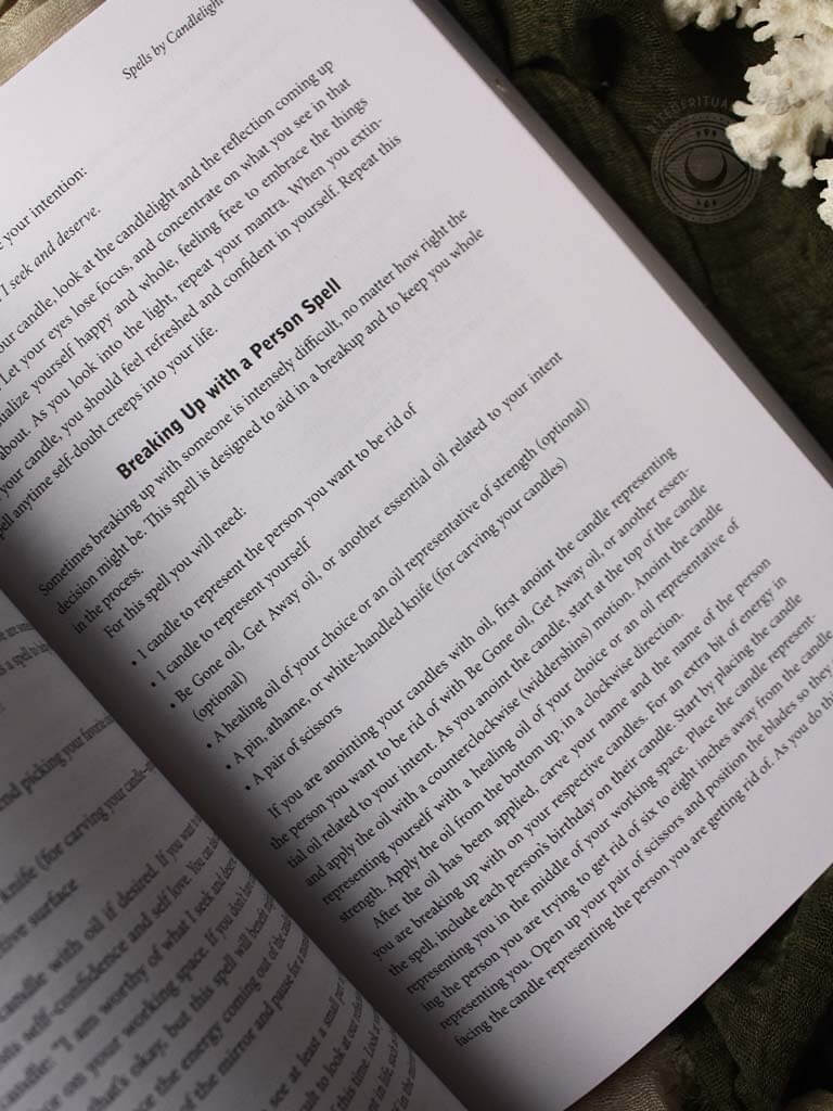 The Witch's Book of Spellcraft - Practical Guide