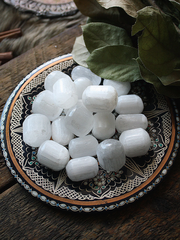 Tumbled Selenite
