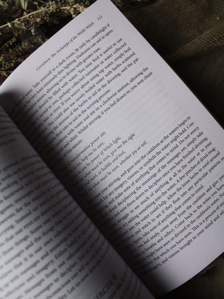 Welsh Witchcraft - A Guide to the Spirits, Lore, and Magic of Wales